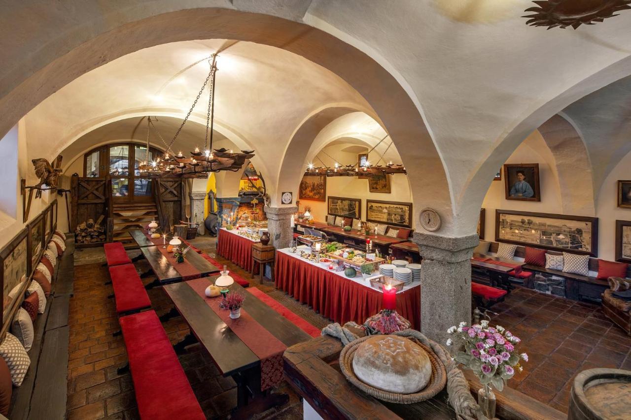 Farma Michael na tvrzi Nedvězí Hotel Netvořice Exterior foto