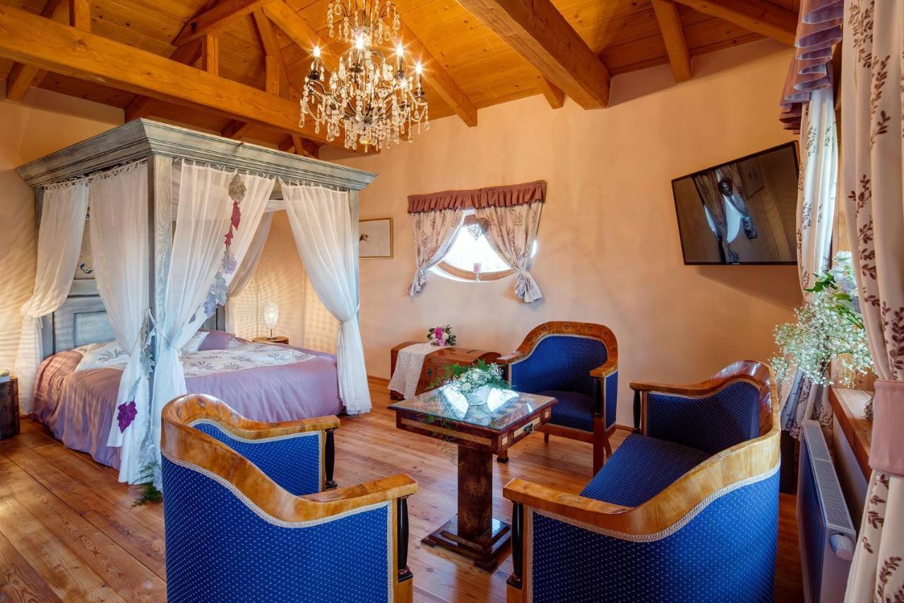 Farma Michael na tvrzi Nedvězí Hotel Netvořice Exterior foto